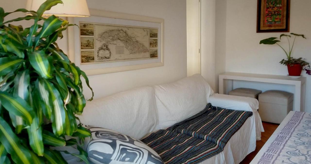 Depto 2 Ambientes Muy Luminoso Con Wifi Y Vista A La Plaza Apartment Buenos Aires Luaran gambar
